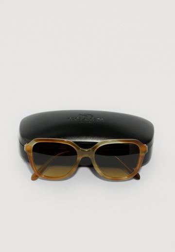 Солнечные очки