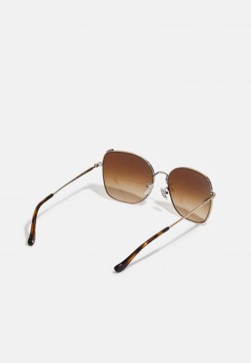 Солнечные очки