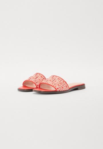 Гандбольные кроссовки