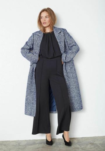 Шерстяное пальто