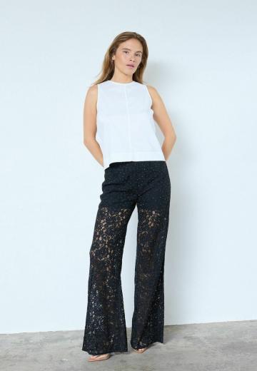 Блузка без рукавов