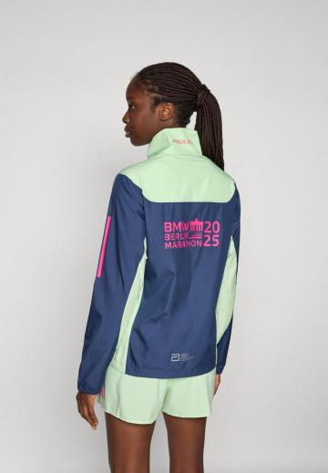 Спортивная куртка