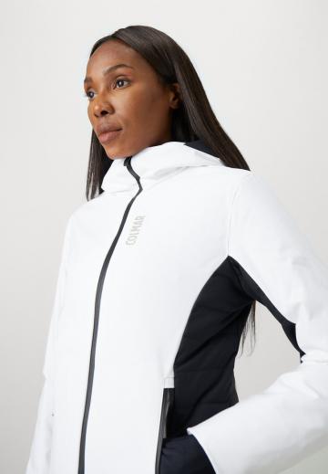 Спортивная куртка