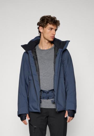 Сноубордическая куртка