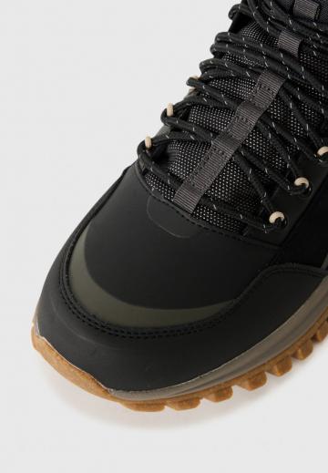 Зимние ботинки