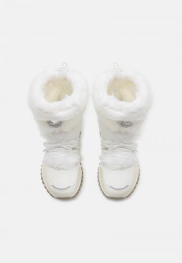 Зимние ботинки