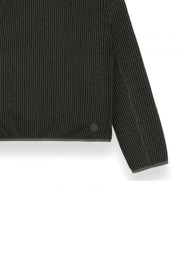 Вязаная кофта