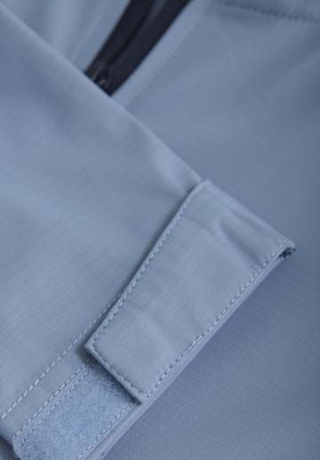 Спортивная куртка