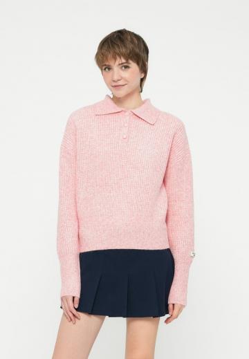 Пуловер с воротником поло