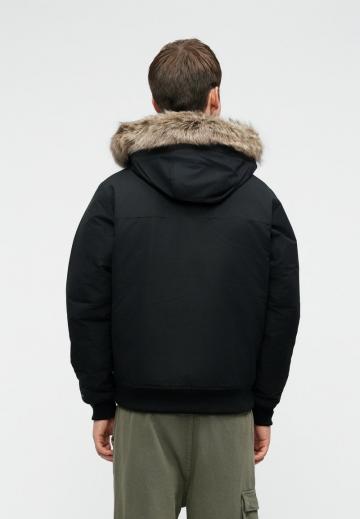 Зимняя куртка