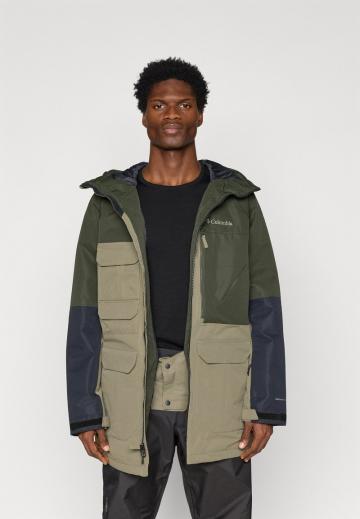 Сноубордическая куртка