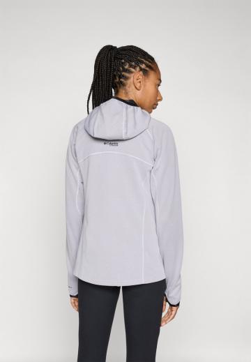 Спортивная куртка