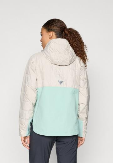 Спортивная куртка