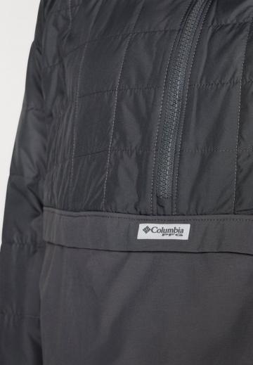 Спортивная куртка