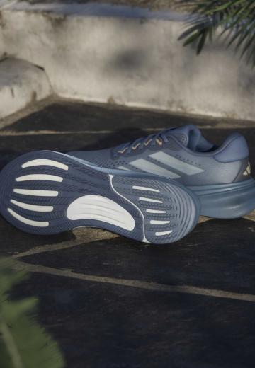 Беговые кроссовки