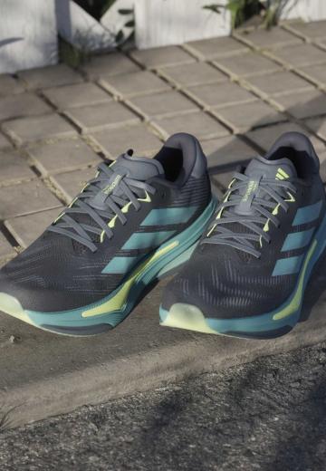 Беговые кроссовки