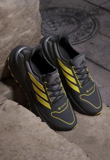 Беговые кроссовки