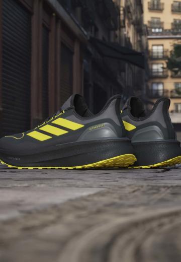 Беговые кроссовки