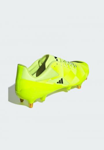 Футбольные бутсы