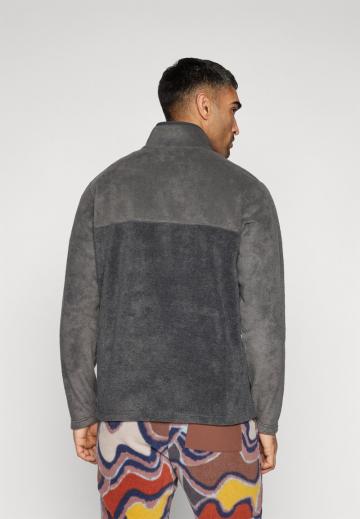 Флисовая кофта