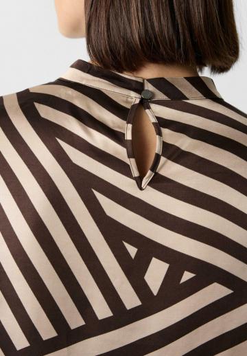 Атласная блузка