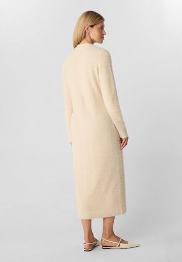 Вязаное платье