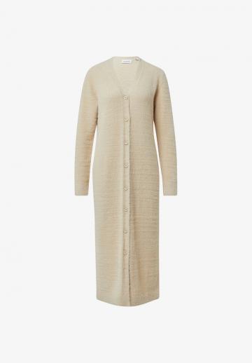 Вязаное платье