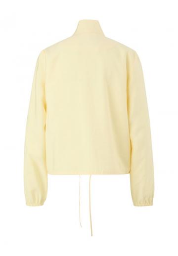 Куртка с накладнымит карманами