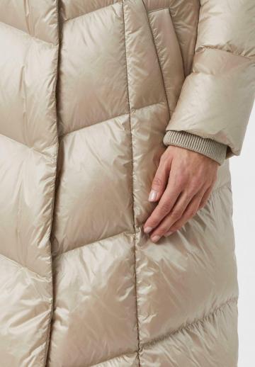 Пуховое пальто