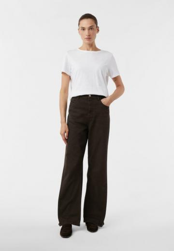 Клешеные джинсы