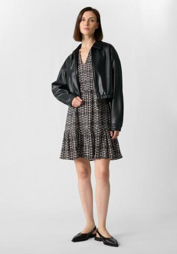 Короткое платье