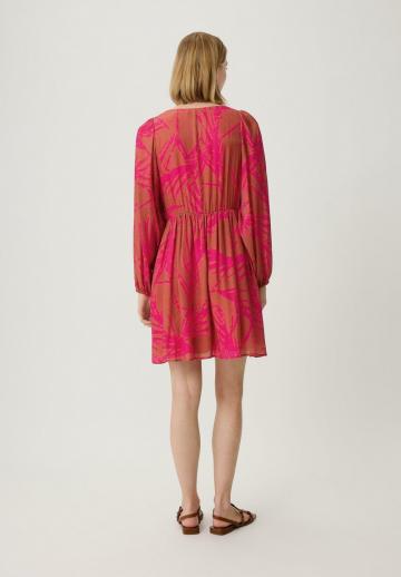 Короткое платье