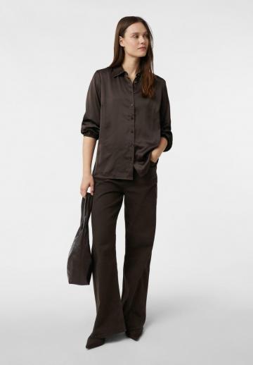 Атласная блузка