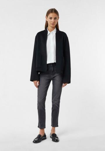 Короткие джинсы