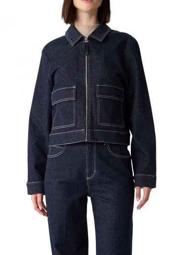 Джинсовая куртка