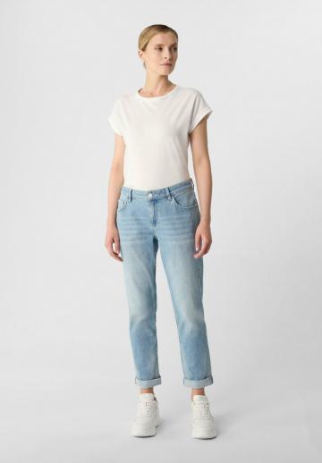 Короткие джинсы