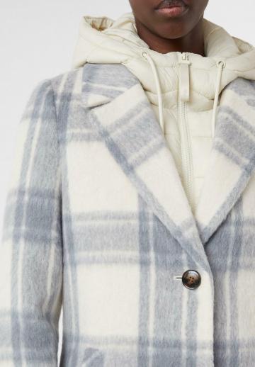 Короткое пальто