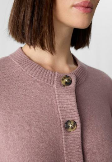 Вязаная кофта