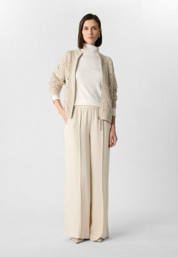 Вязаная кофта