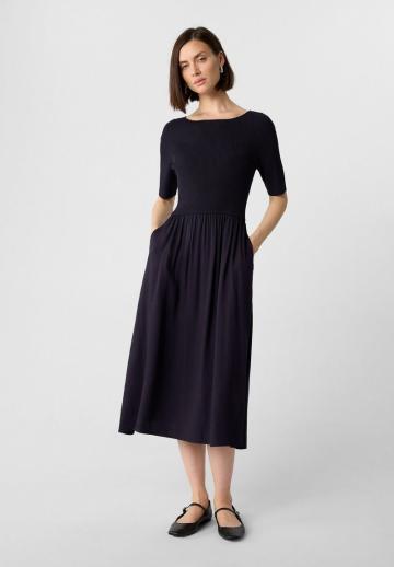 Вязаное платье