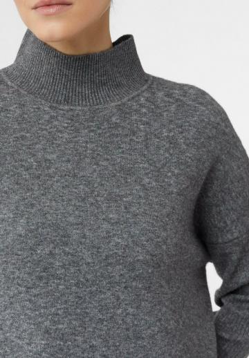 Вязаное платье