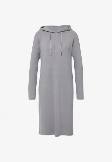 Вязаное платье