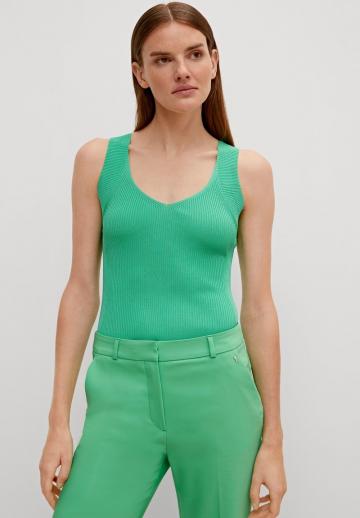 Пуловер без рукавов