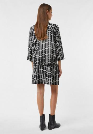 Пуловер с рукавом три четверти