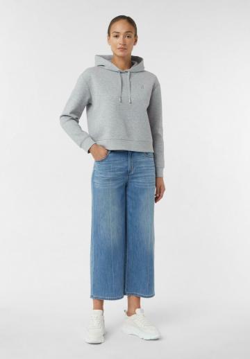 Пуловер с капюшоном