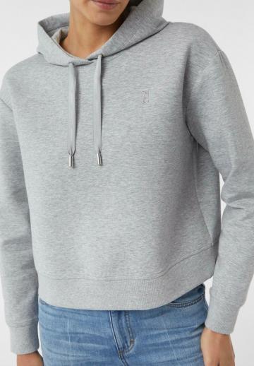 Пуловер с капюшоном