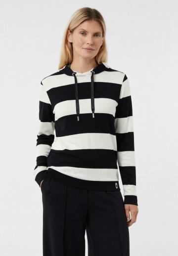 Пуловер с капюшоном