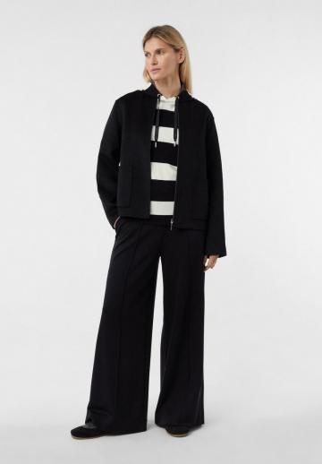 Пуловер с капюшоном