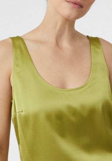 Блузка без рукавов