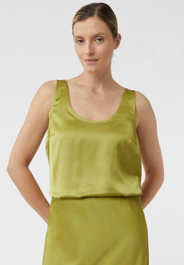 Блузка без рукавов